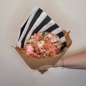 
            
                Load image into Gallery viewer, Dried Bouquet
            
        